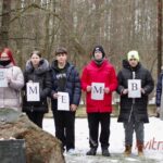 Paminėjimas Prienuose Holokausto aukų vietoje