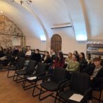 Studentai paskaitos metu